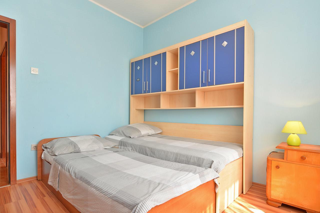 Apartments Gracijano 1724 Ližnjan Buitenkant foto