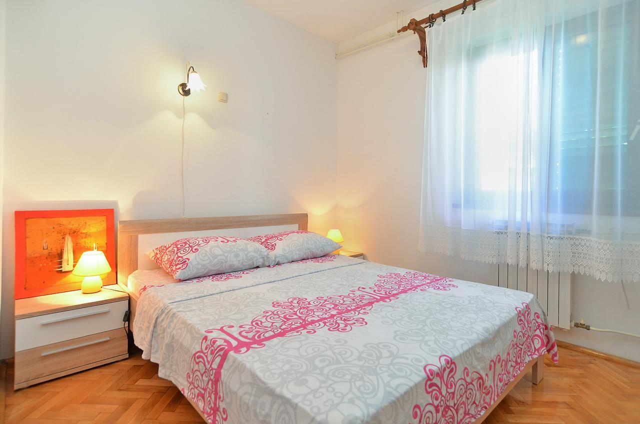 Apartments Gracijano 1724 Ližnjan Buitenkant foto