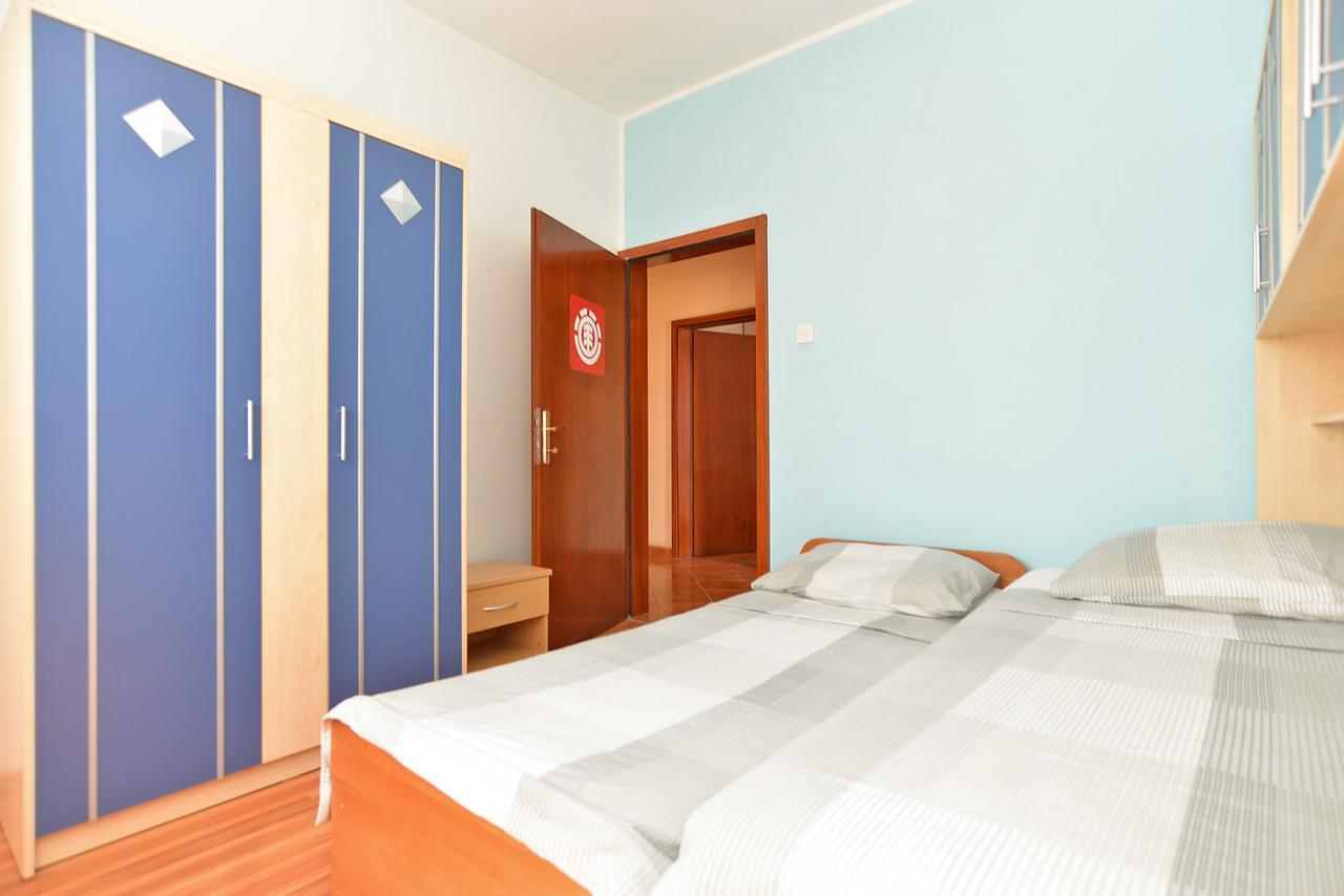 Apartments Gracijano 1724 Ližnjan Buitenkant foto